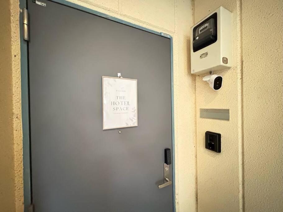 May2023 New Open! The Hotel Space 下北沢 Tokyo prefektur Exteriör bild